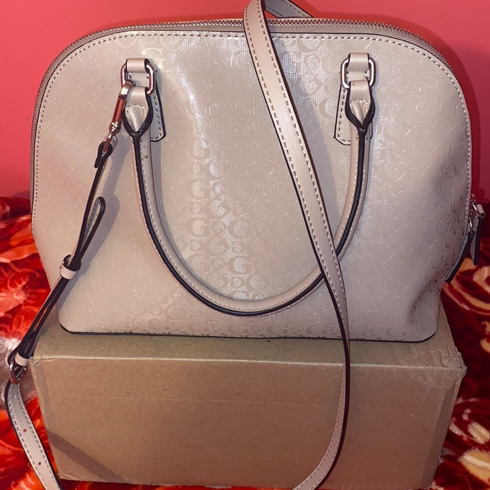 Guess purse